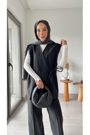 Pis Dikişli Yelekli Takım 