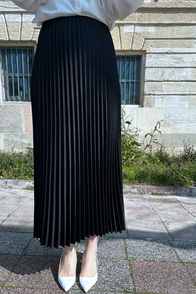 Pliseli Uzun Etek-Siyah